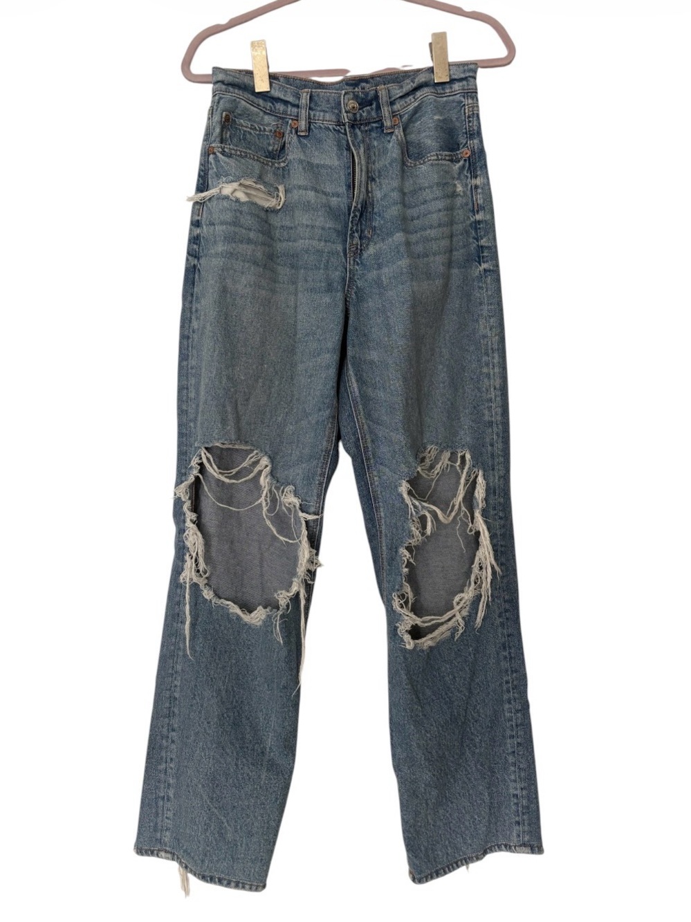 AE Baggy Straight Jeans Distressed Denim size 6 90s-inspired distressed Jeans